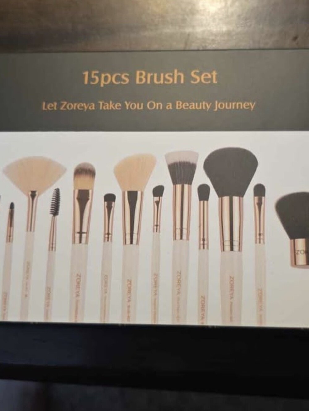 15-Piece White and Rose Gold Makeup Brush Set Brand New - never Used